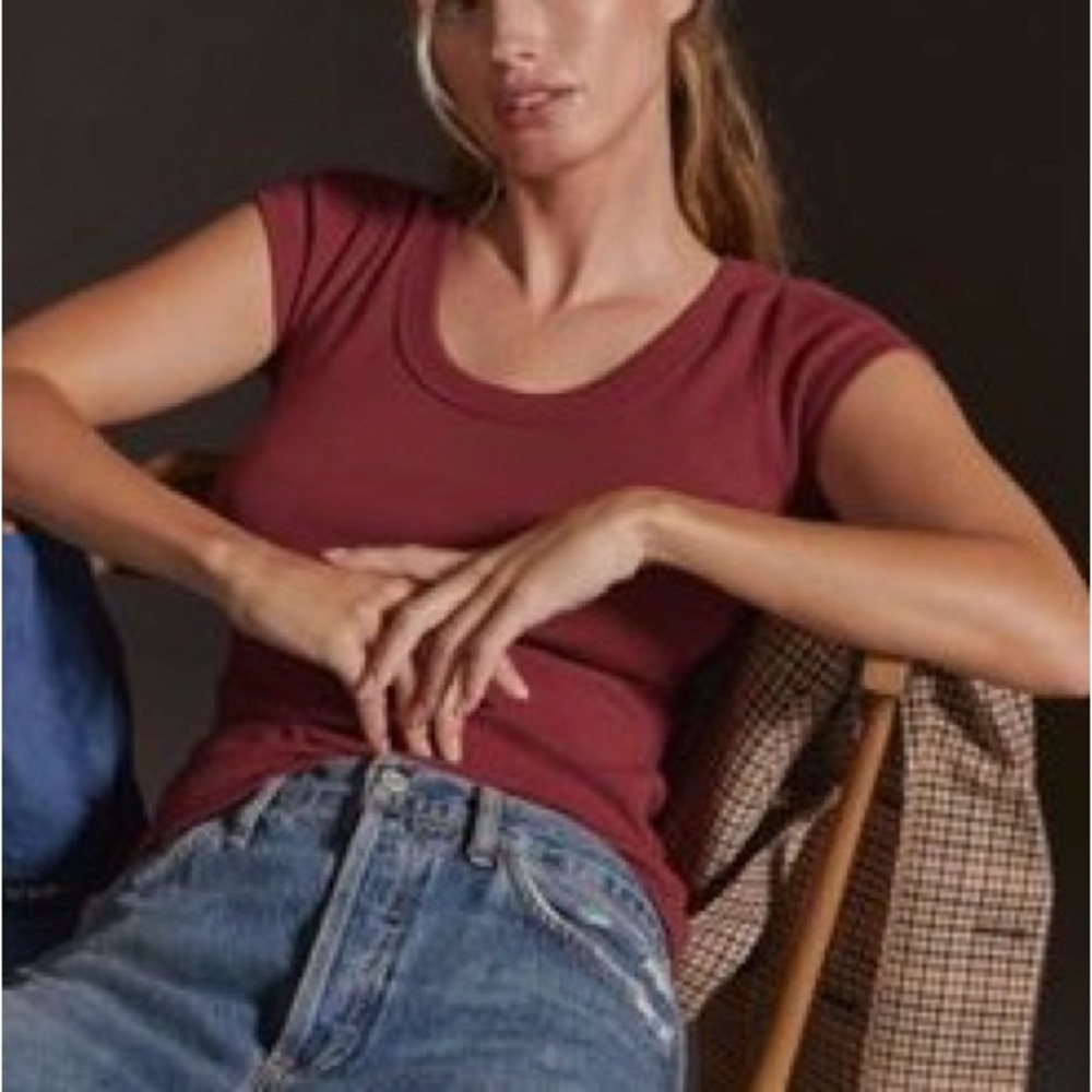 Pilcro short sleeve slim scoop neck wine ribbed tee shirt